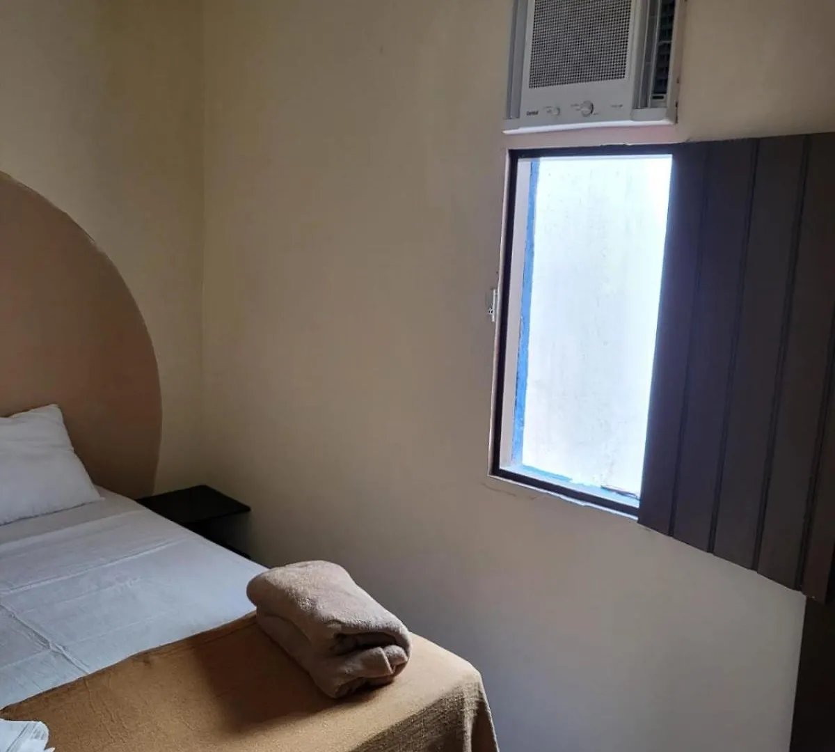Gasthuis Benfica Hostel Porto Seguro